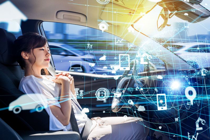 girl immersed in the interconnected smart car